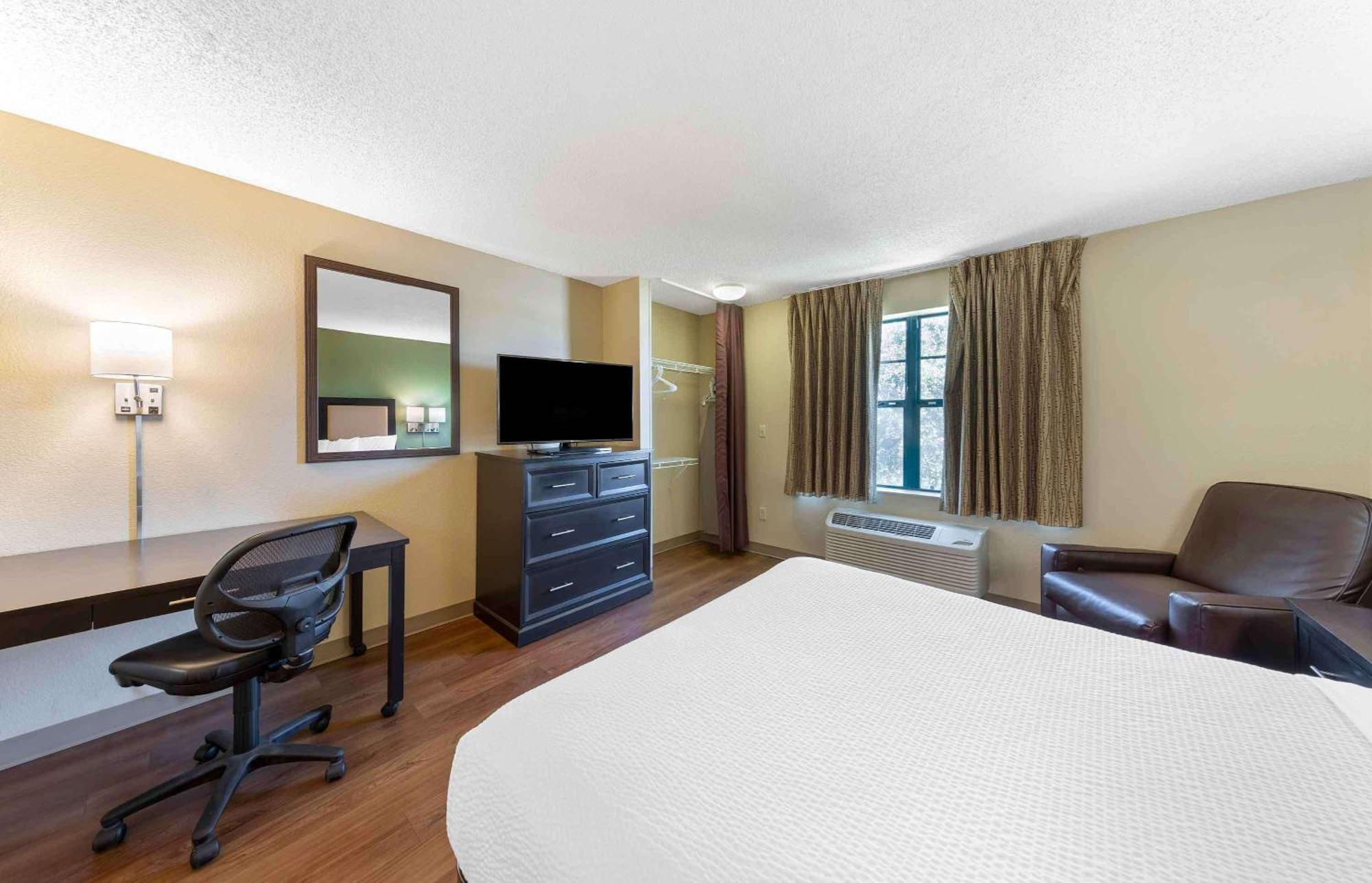 Extended Stay America Suites - Philadelphia - Mt Laurel - Pacilli Place Маунт-Лорел Екстер'єр фото