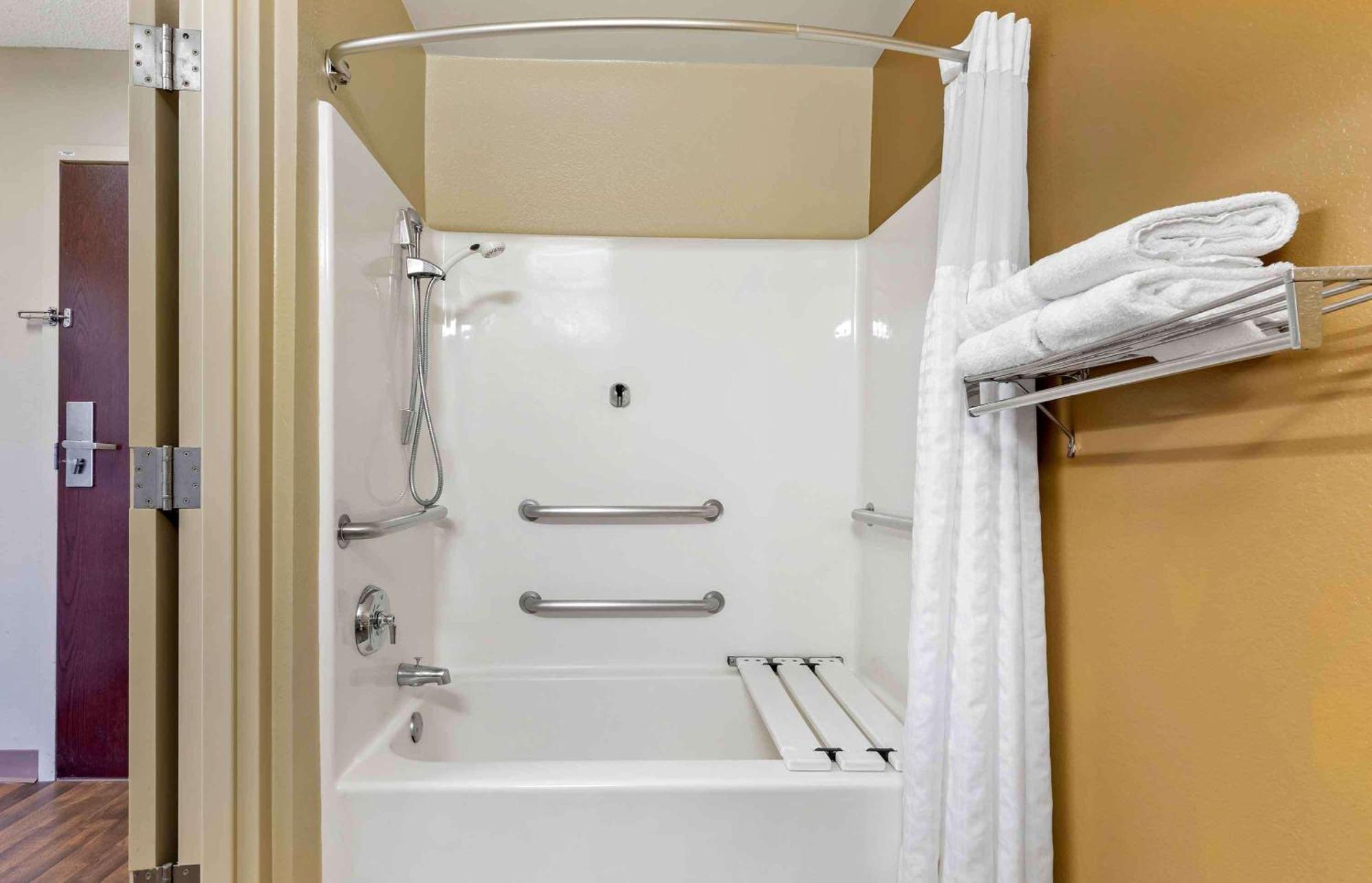 Extended Stay America Suites - Philadelphia - Mt Laurel - Pacilli Place Маунт-Лорел Екстер'єр фото
