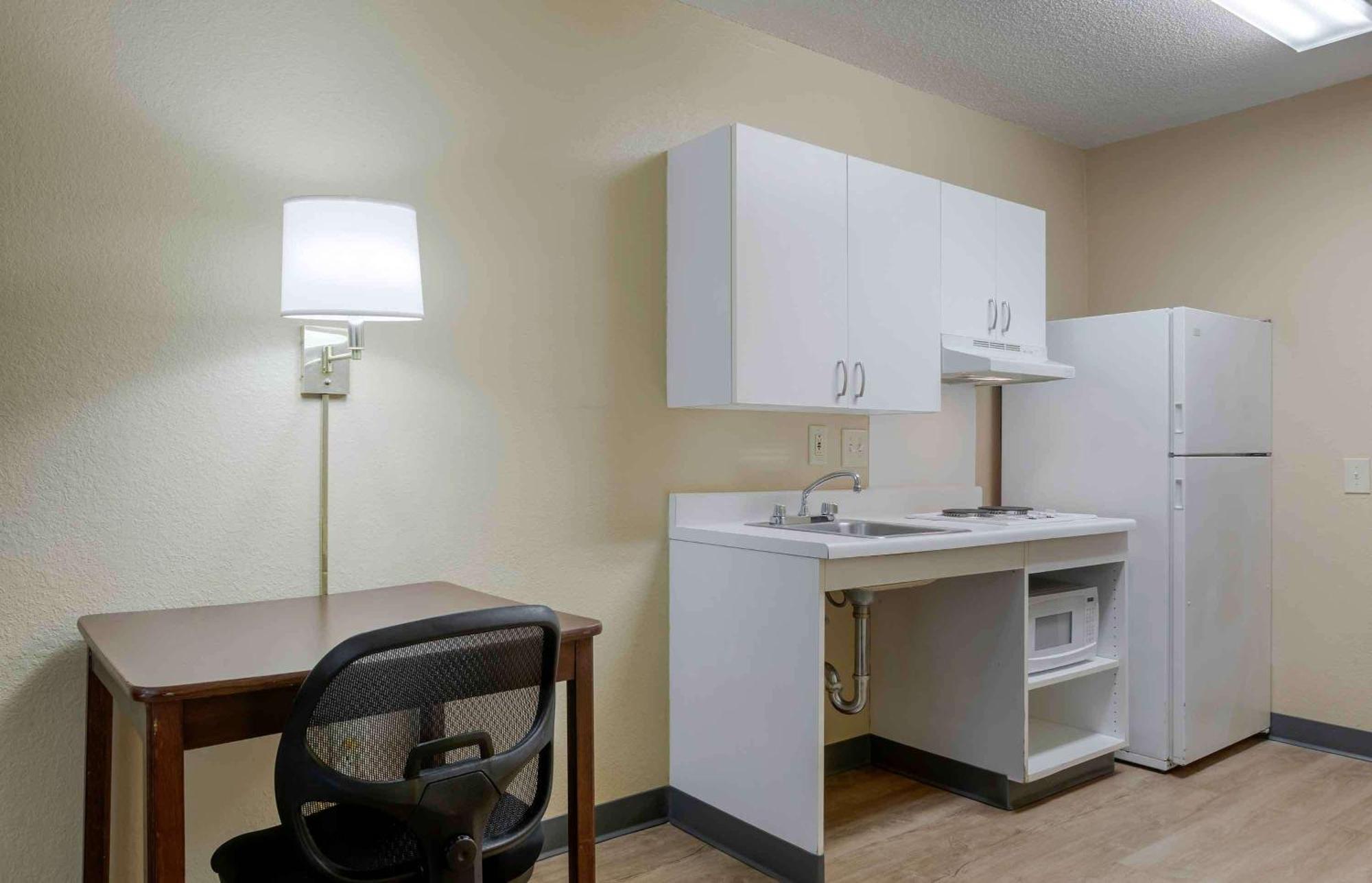 Extended Stay America Suites - Philadelphia - Mt Laurel - Pacilli Place Маунт-Лорел Екстер'єр фото