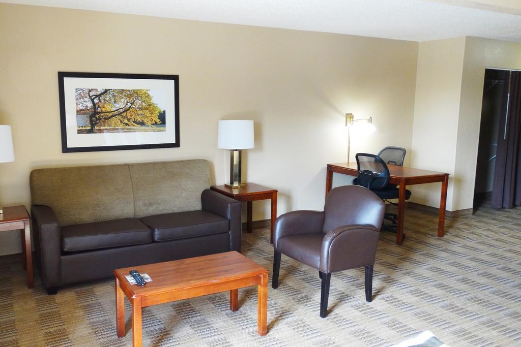 Extended Stay America Suites - Philadelphia - Mt Laurel - Pacilli Place Маунт-Лорел Екстер'єр фото