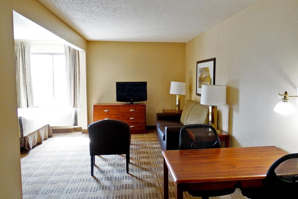 Extended Stay America Suites - Philadelphia - Mt Laurel - Pacilli Place Маунт-Лорел Екстер'єр фото